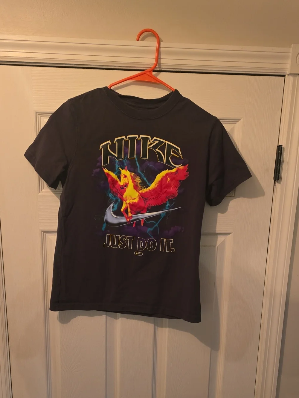 Nike Boys' Short Sleeve Tee with Neon Pegasus Graphic
